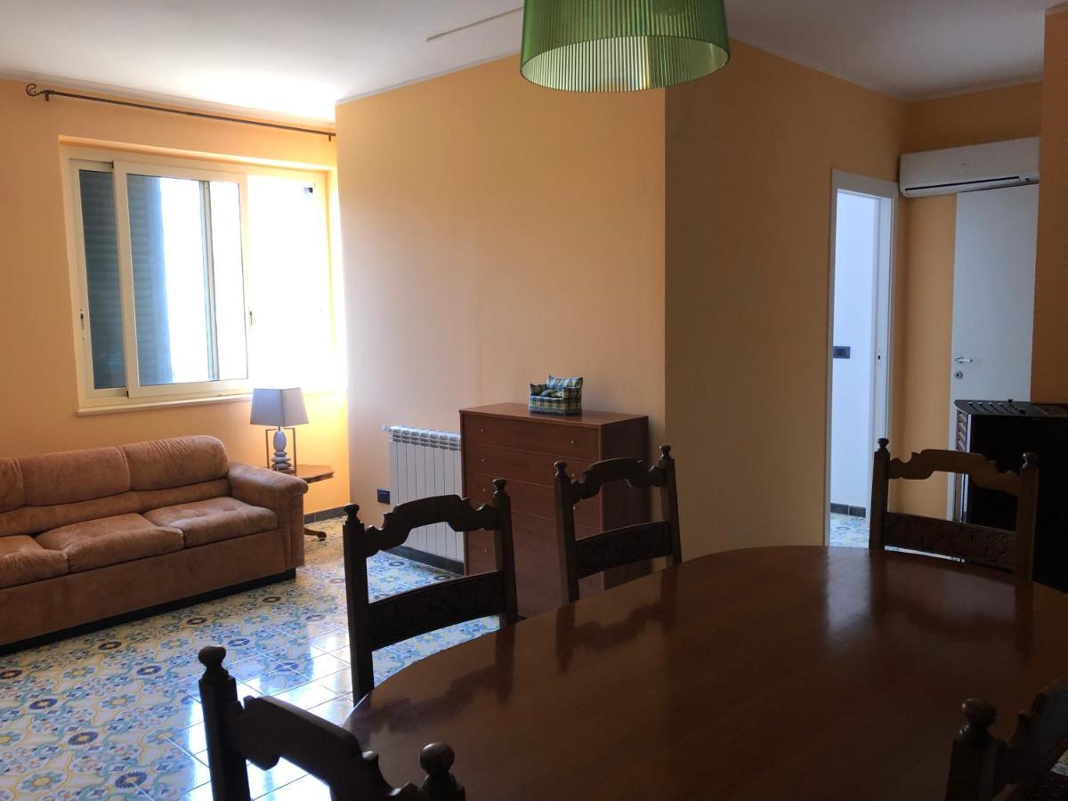 B&B Villa Zia Febronia Patti Exteriör bild