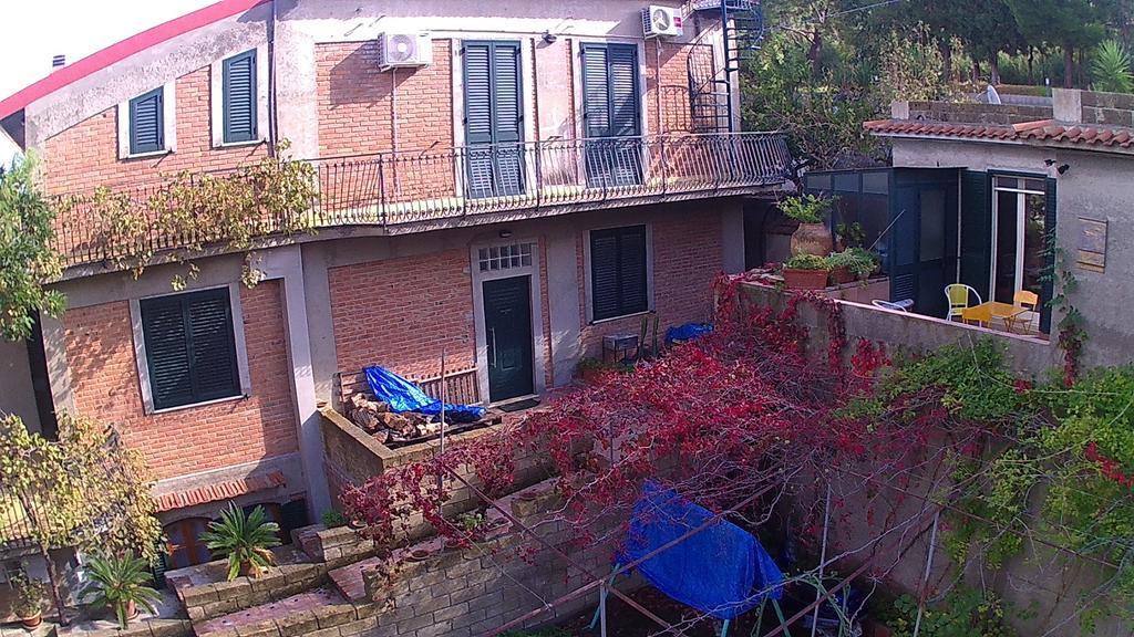 B&B Villa Zia Febronia Patti Exteriör bild