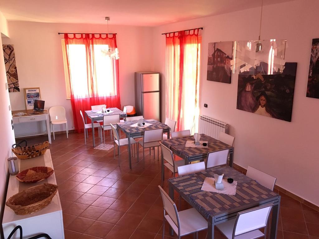 B&B Villa Zia Febronia Patti Exteriör bild