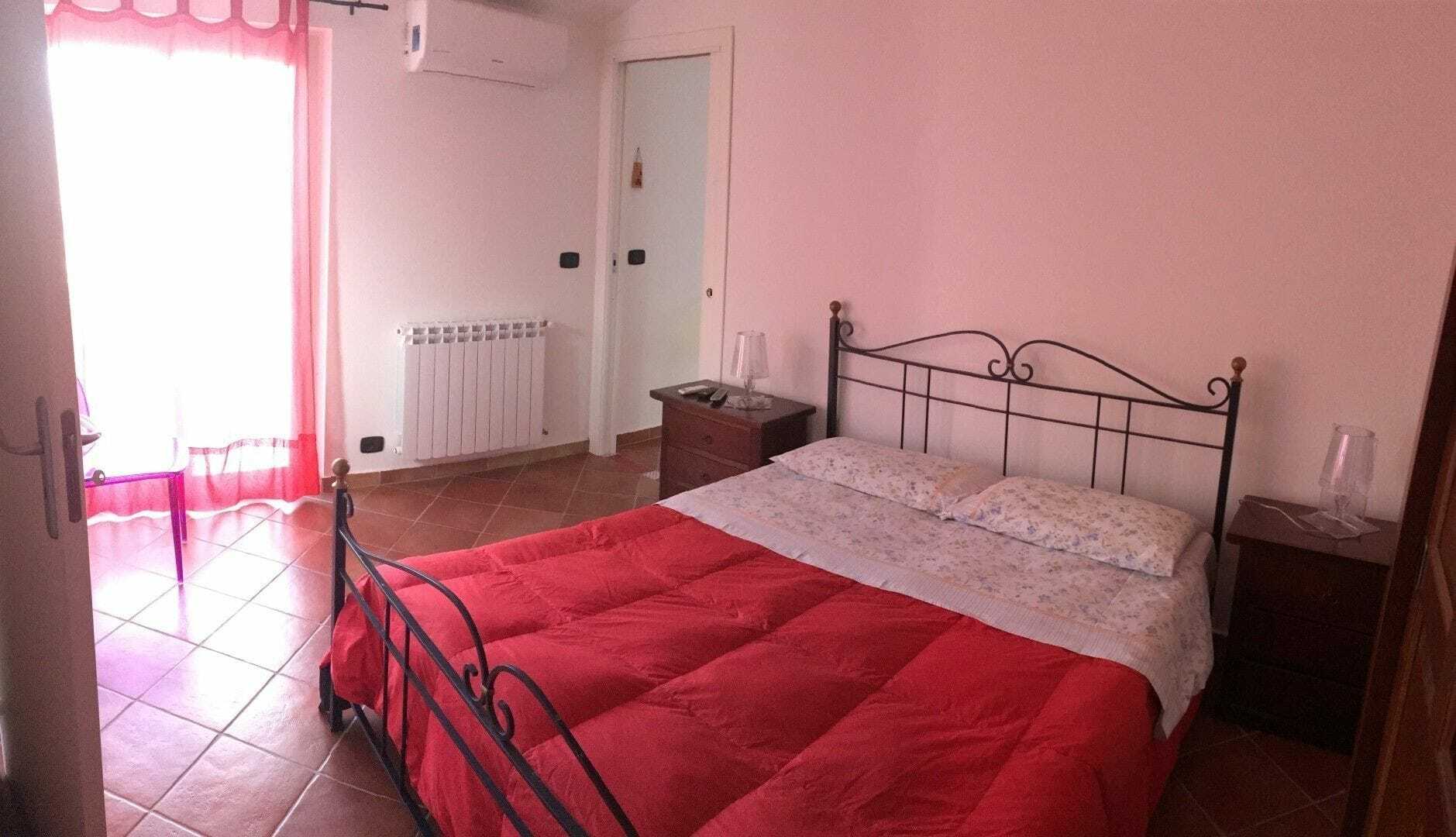 B&B Villa Zia Febronia Patti Exteriör bild